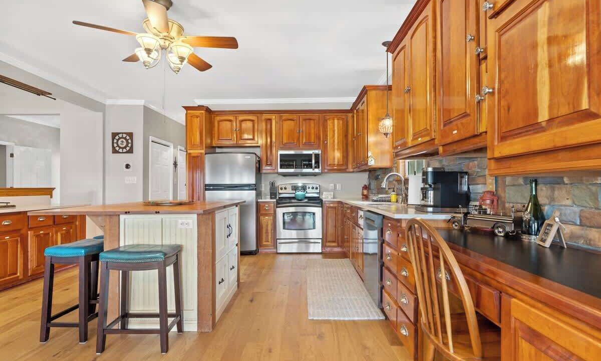 Photo of Kitchen in Eatonton