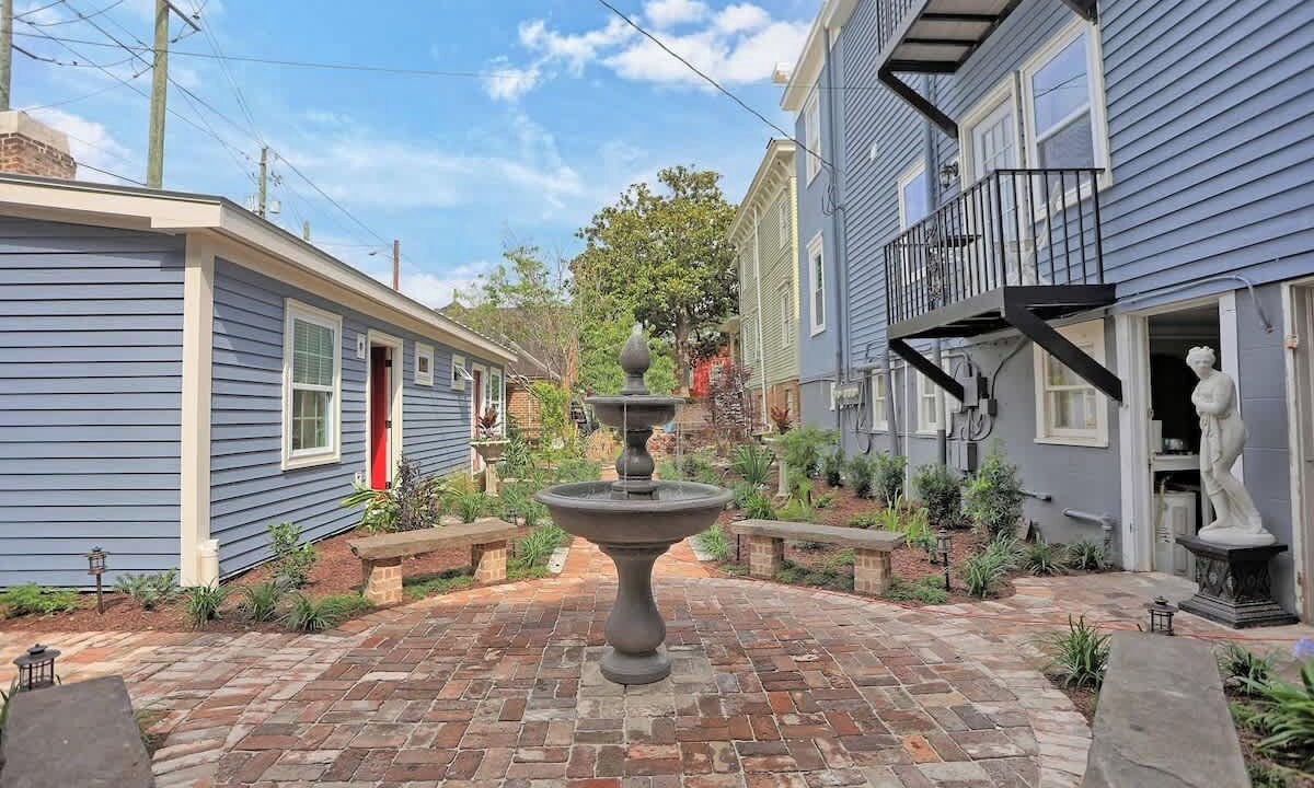 Photo of Outdoor in Historic District - North
