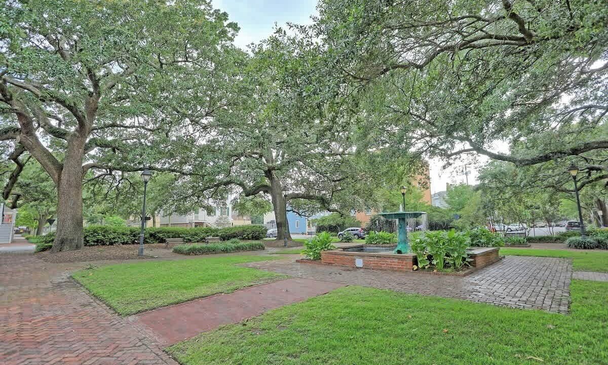 Photo of Outdoor in Historic District - North