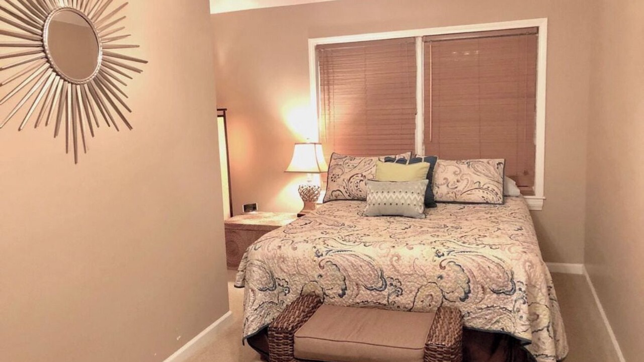 Photo of Bedroom in Northport