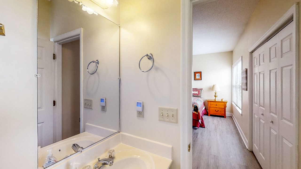 Photo of Bathroom in Donalsonville