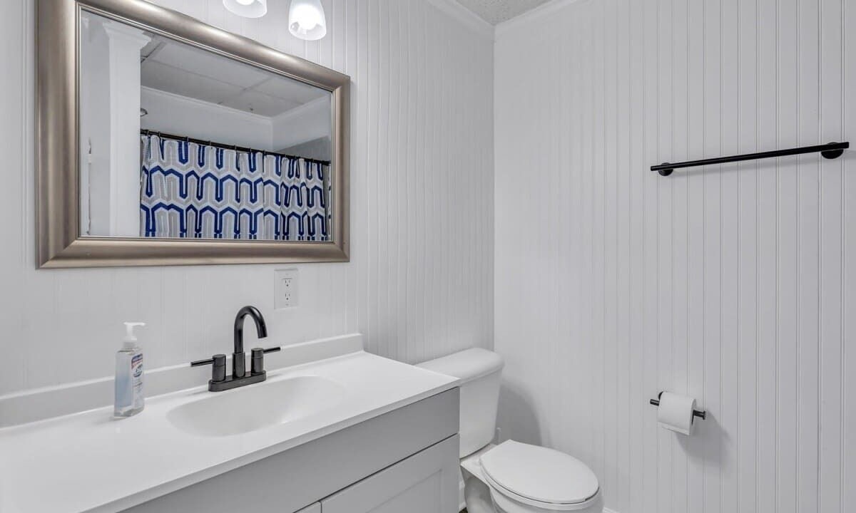 Photo of Bathroom in Statesboro