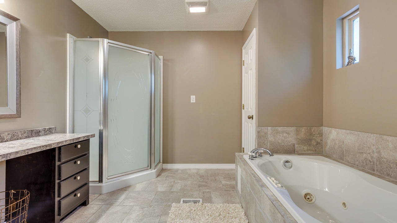 Photo of Bathroom in Lucedale