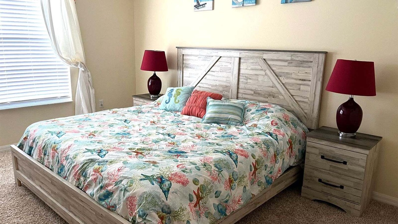 Photo of Bedroom in Tuscan Ridge