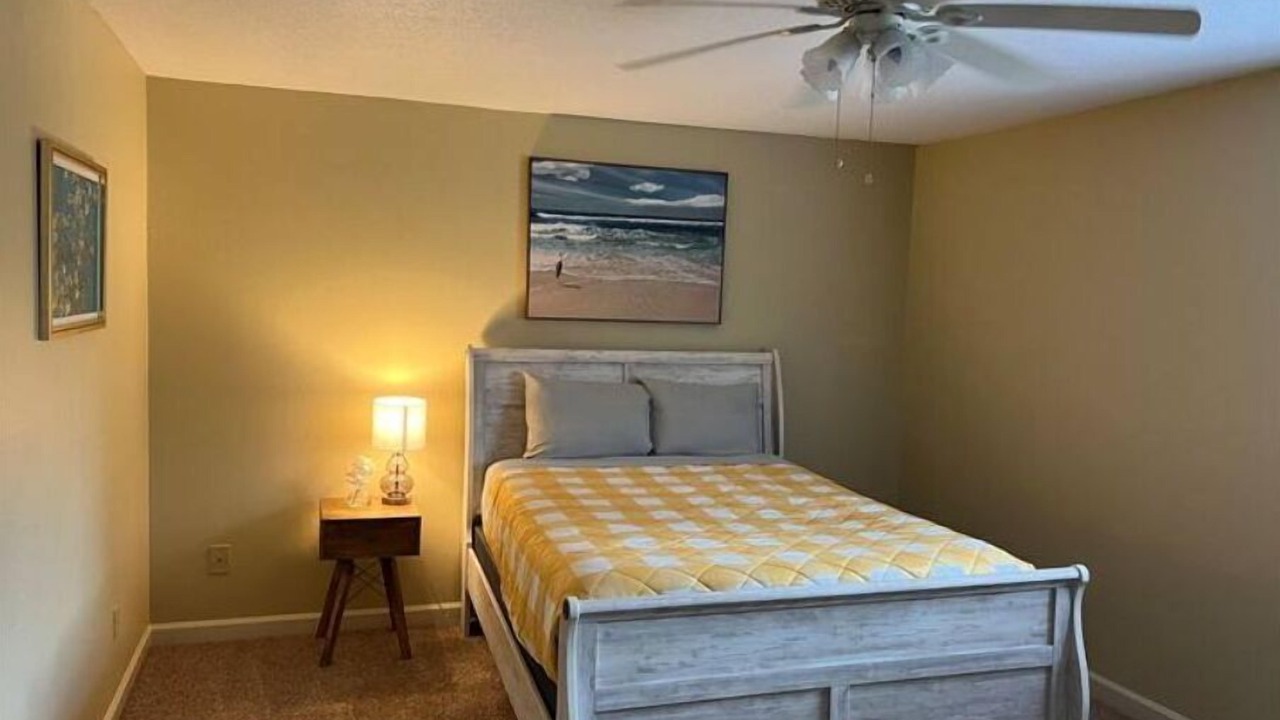 Photo of Bedroom in Valdosta