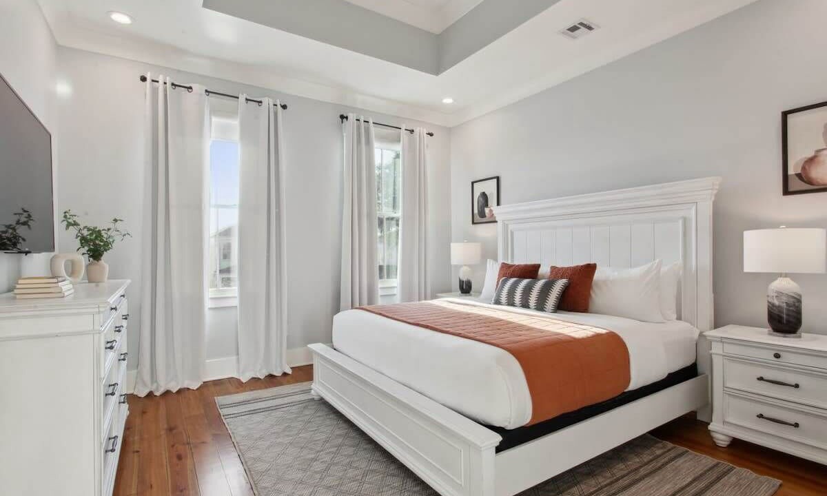 Photo of Bedroom in Irish Channel