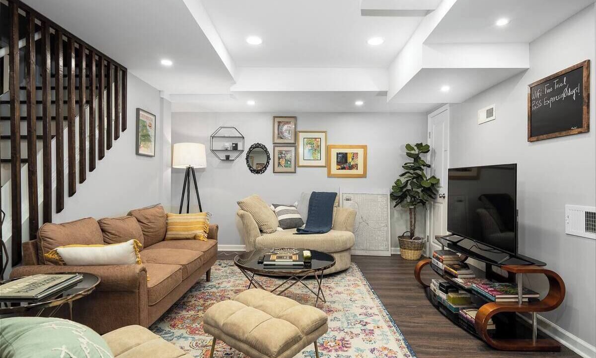 Photo of Livingroom in East Side