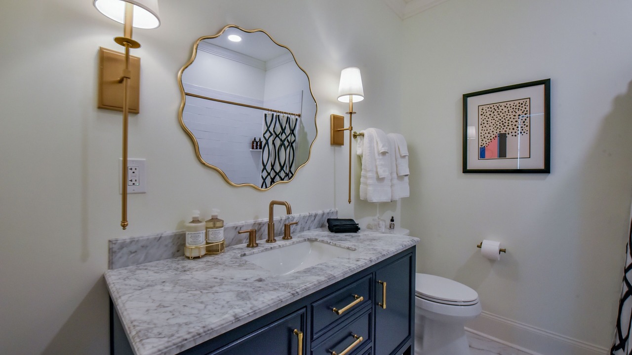 Photo of Bathroom in Tuscaloosa