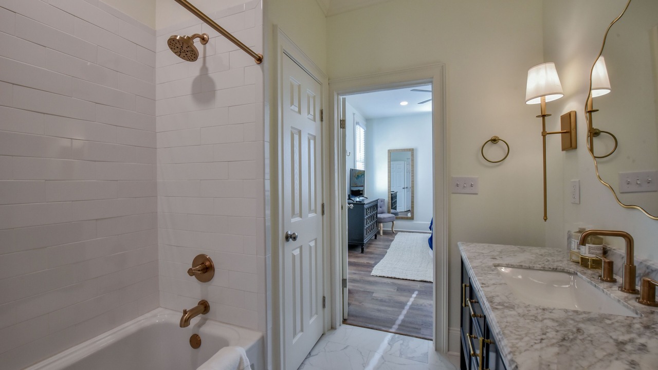 Photo of Bathroom in Tuscaloosa