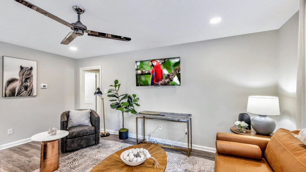 Photo of Livingroom in Mableton