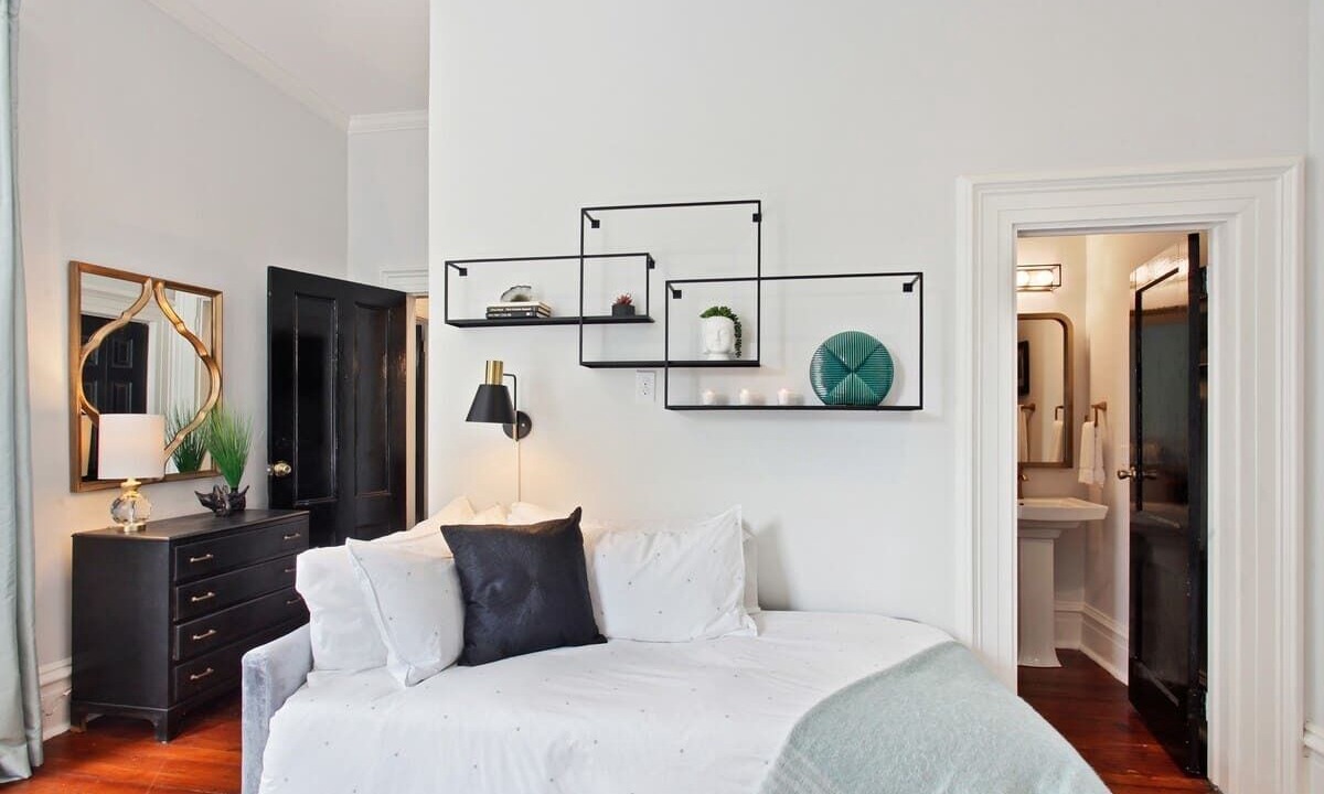 Photo of Bedroom in Historic Downtown Savannah