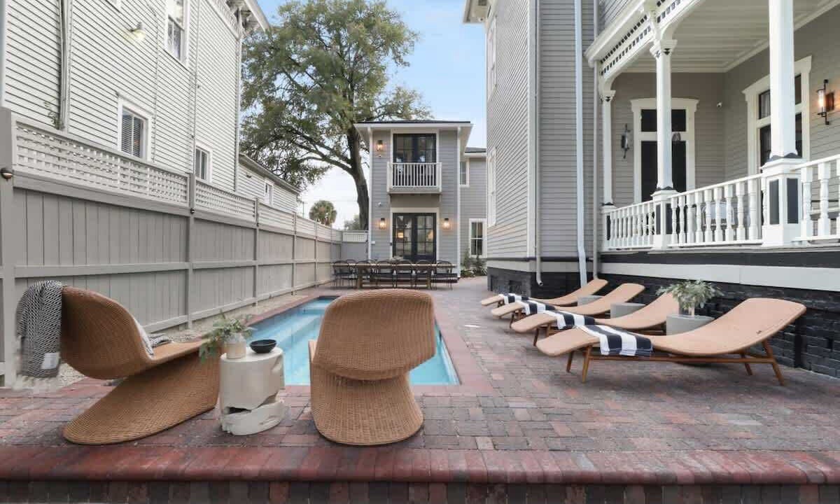 Photo of Patio Balcony in Historic Downtown Savannah