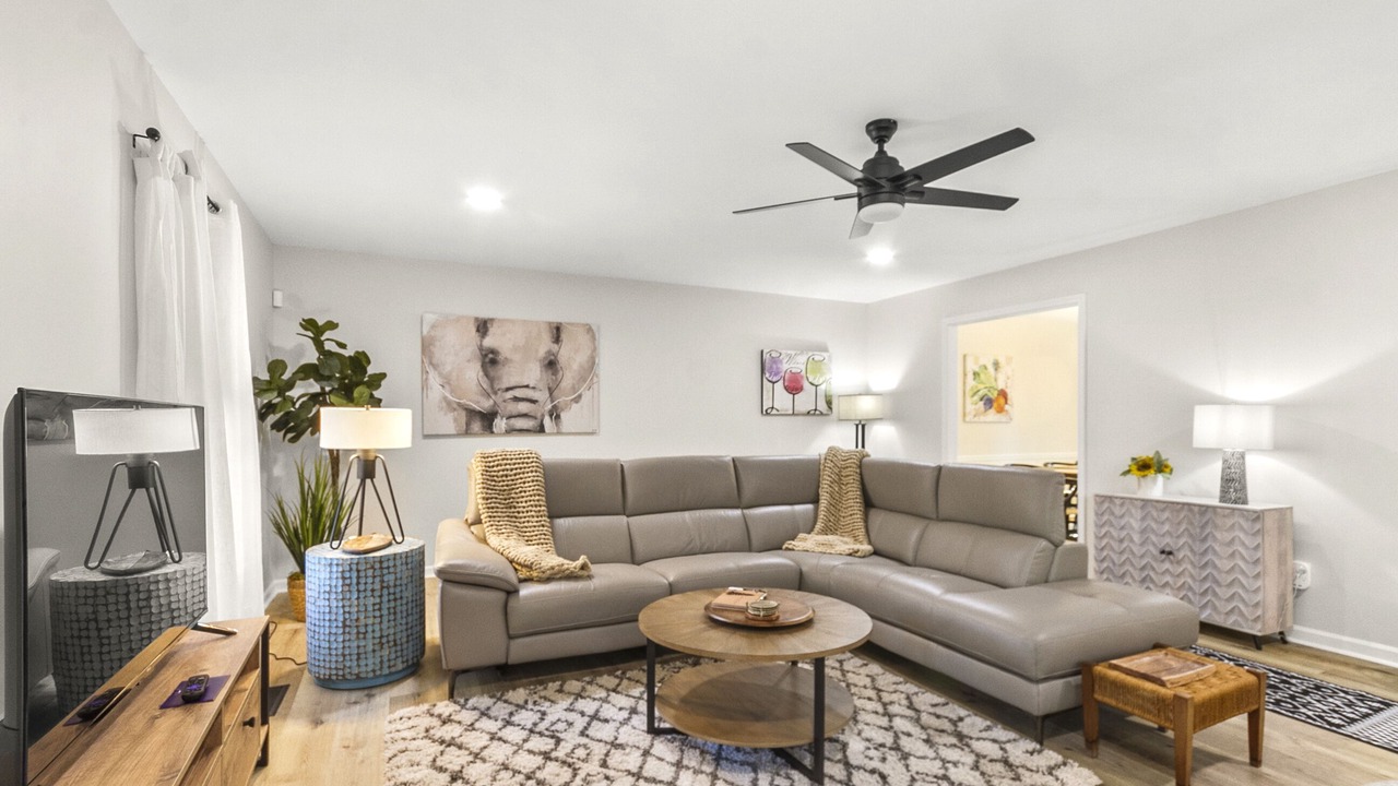 Photo of Livingroom in Northport