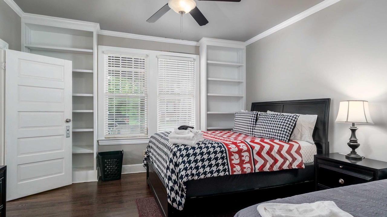 Photo of Bedroom in Tuscaloosa