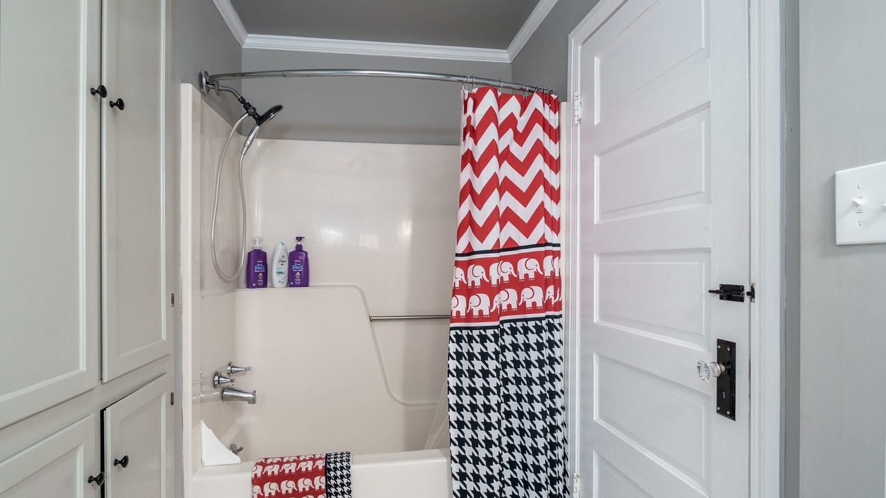 Photo of Bathroom in Tuscaloosa