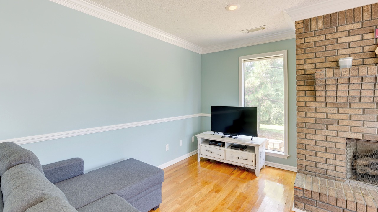 Photo of Livingroom in Greensboro