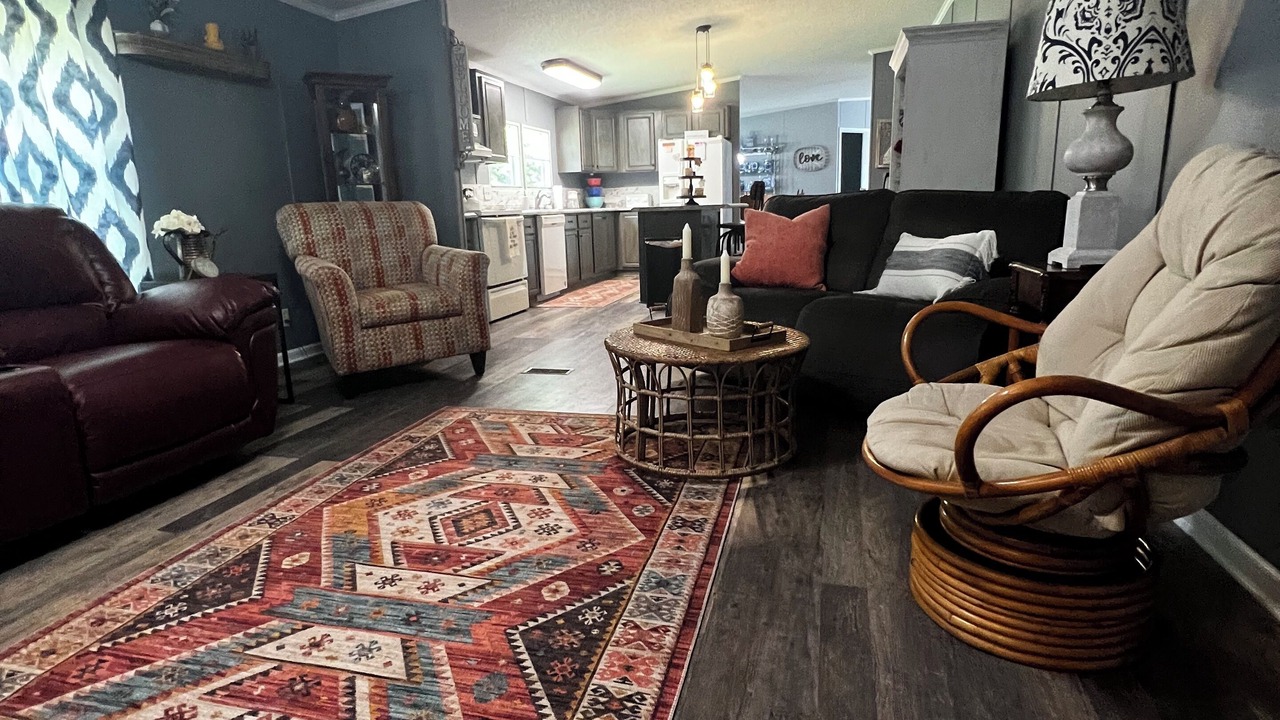 Photo of Livingroom in Elrod