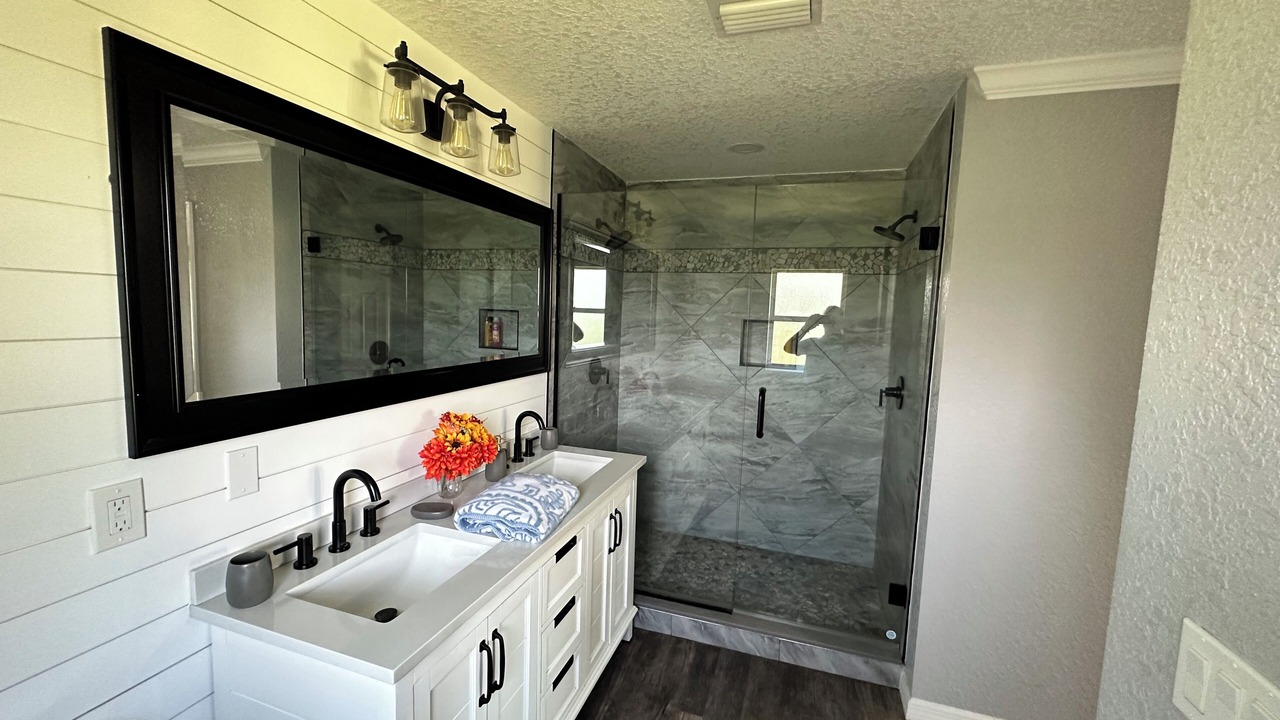 Photo of Bathroom in Glencoe