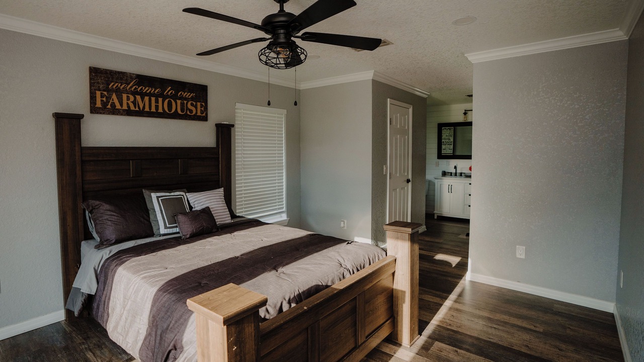 Photo of Bedroom in Glencoe