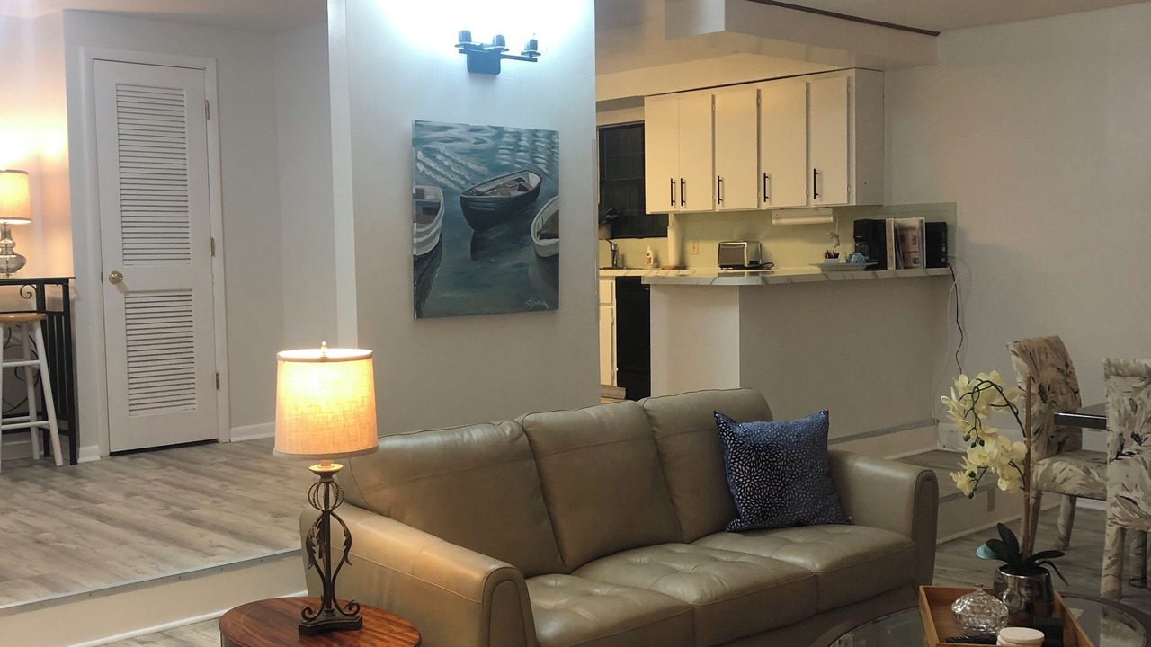 Photo of Livingroom in Melrose
