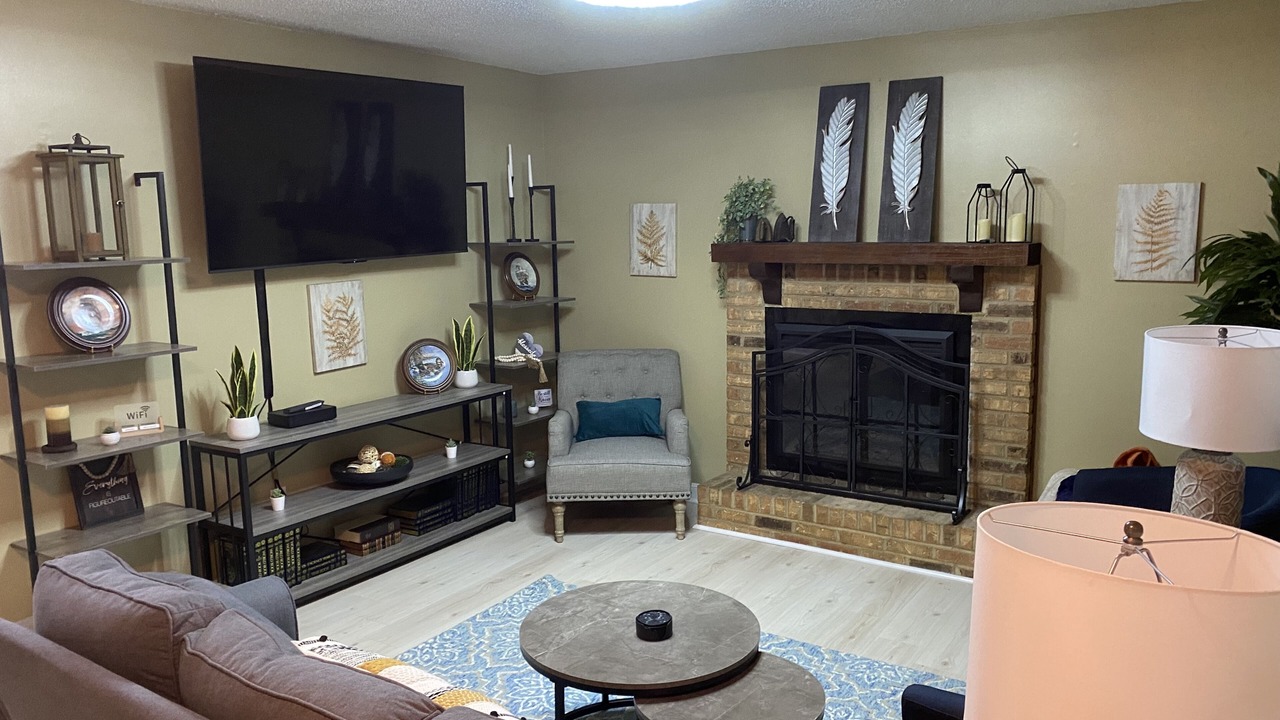 Photo of Livingroom in McCalla