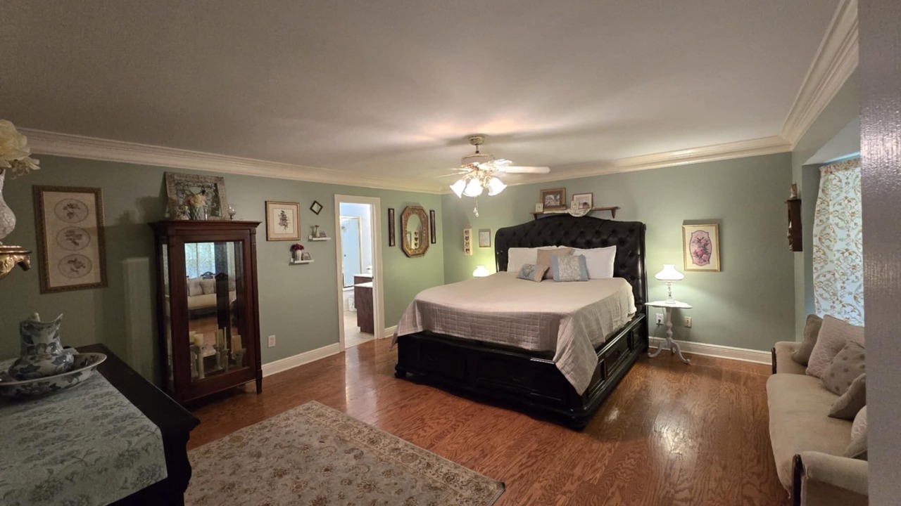 Photo of Bedroom in Pinson