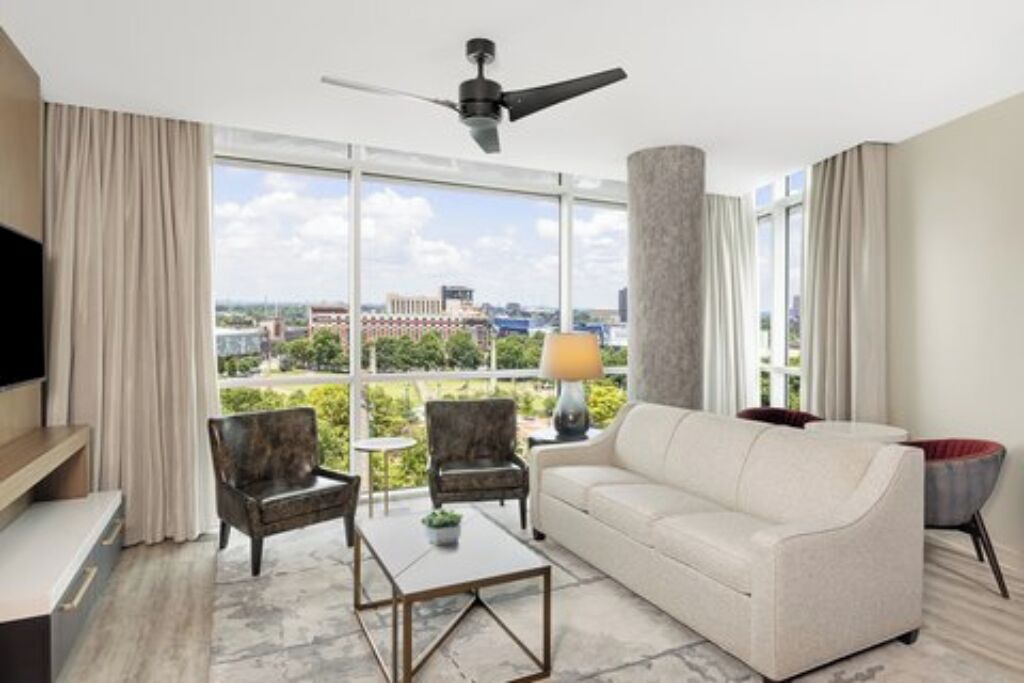 Photo of Livingroom in Five Points