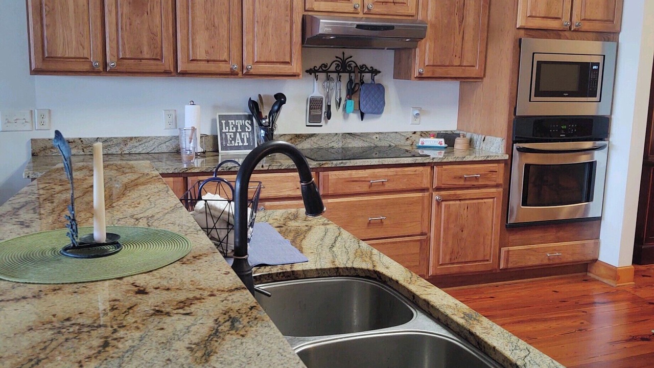 Photo of Kitchen in Midway