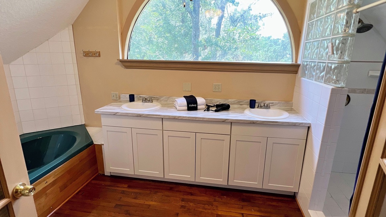 Photo of Bathroom in Middleburg