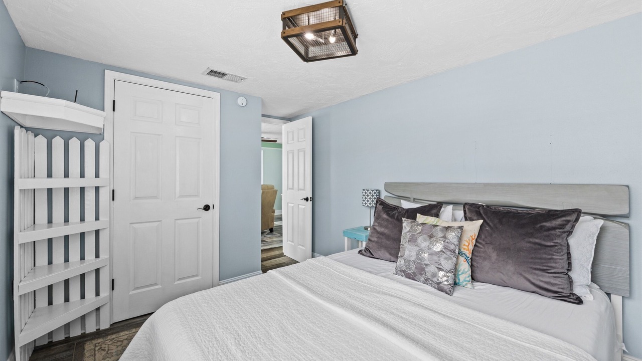 Photo of Bedroom in Bid-a-wee Beach