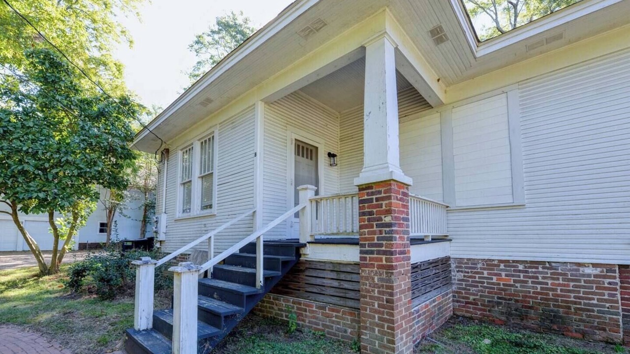 Photo of Outdoor in Starkville