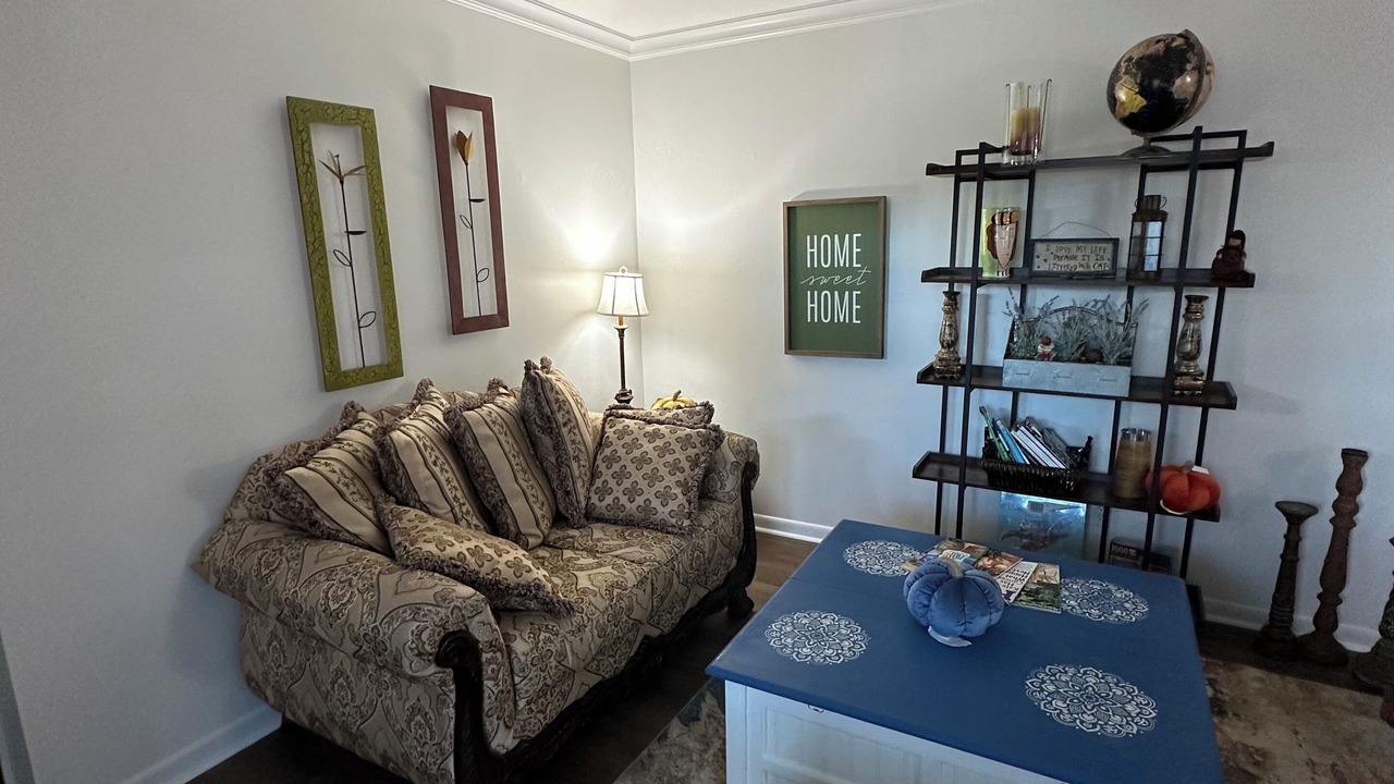 Photo of Livingroom in Tallahassee