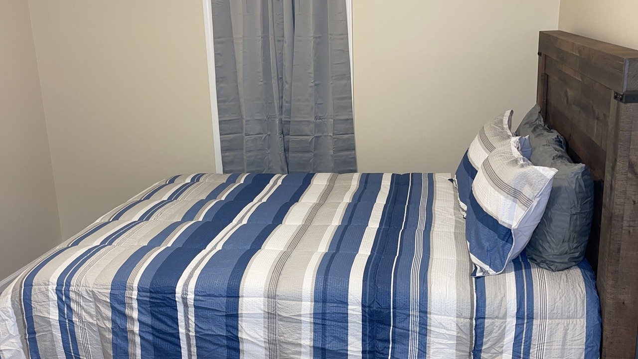 Photo of Bedroom in Bowdon Junction