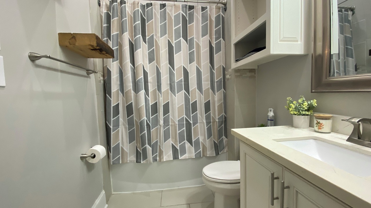 Photo of Bathroom in Broussard