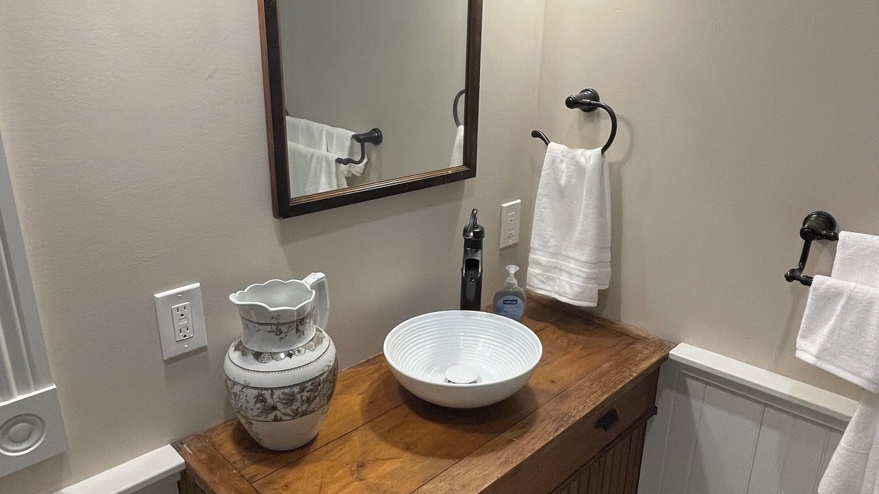 Photo of Bathroom in Arcadia
