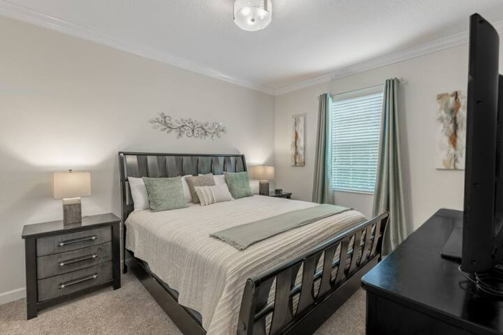 Photo of Bedroom in Davenport