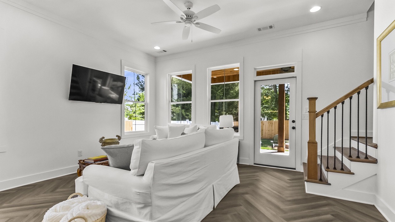 Photo of Livingroom in Northport