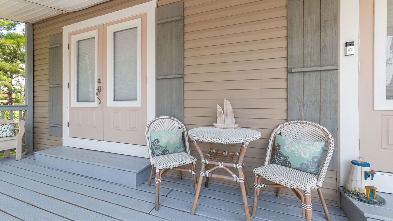 Photo of Patio Balcony in Shoreline Park
