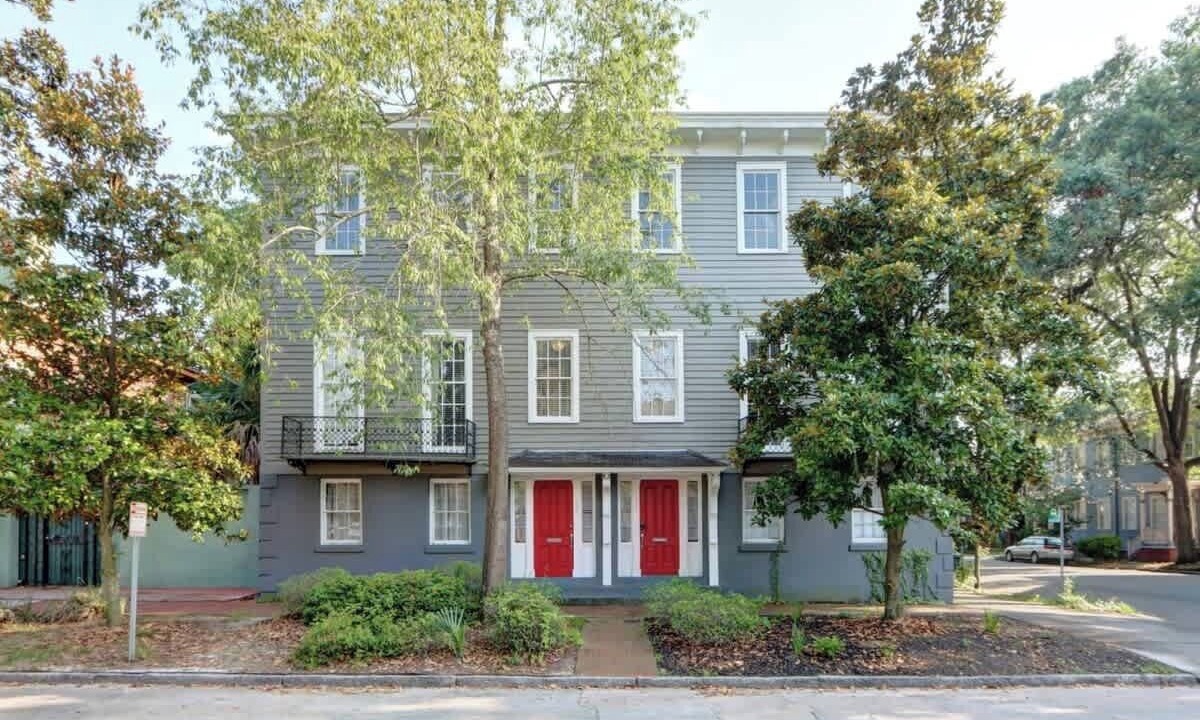 Photo of Outdoor in Savannah Victorian District