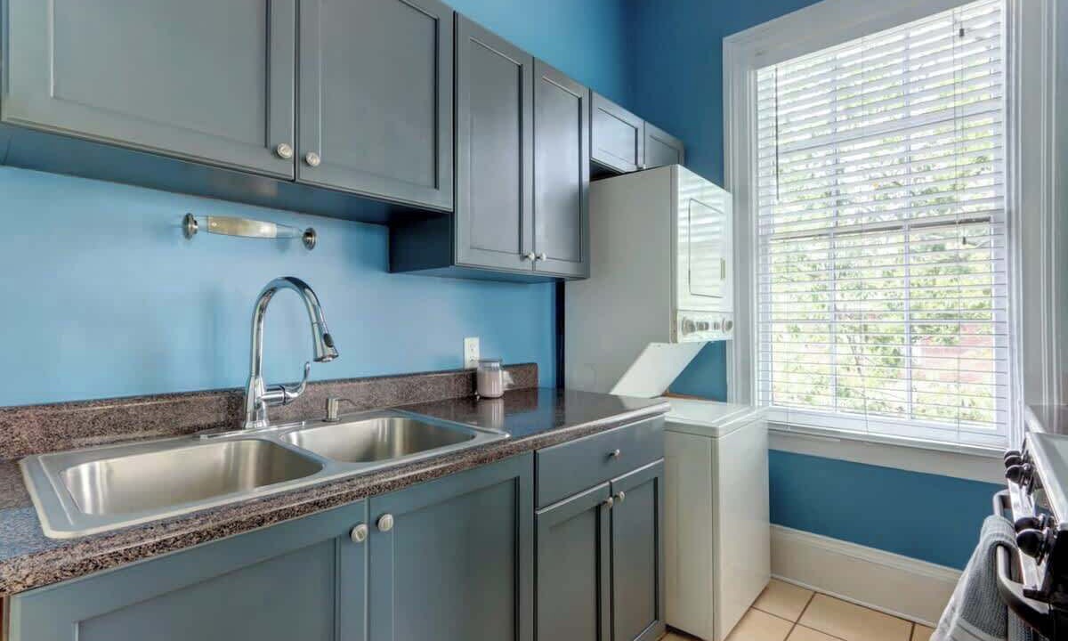 Photo of Kitchen in Savannah Victorian District