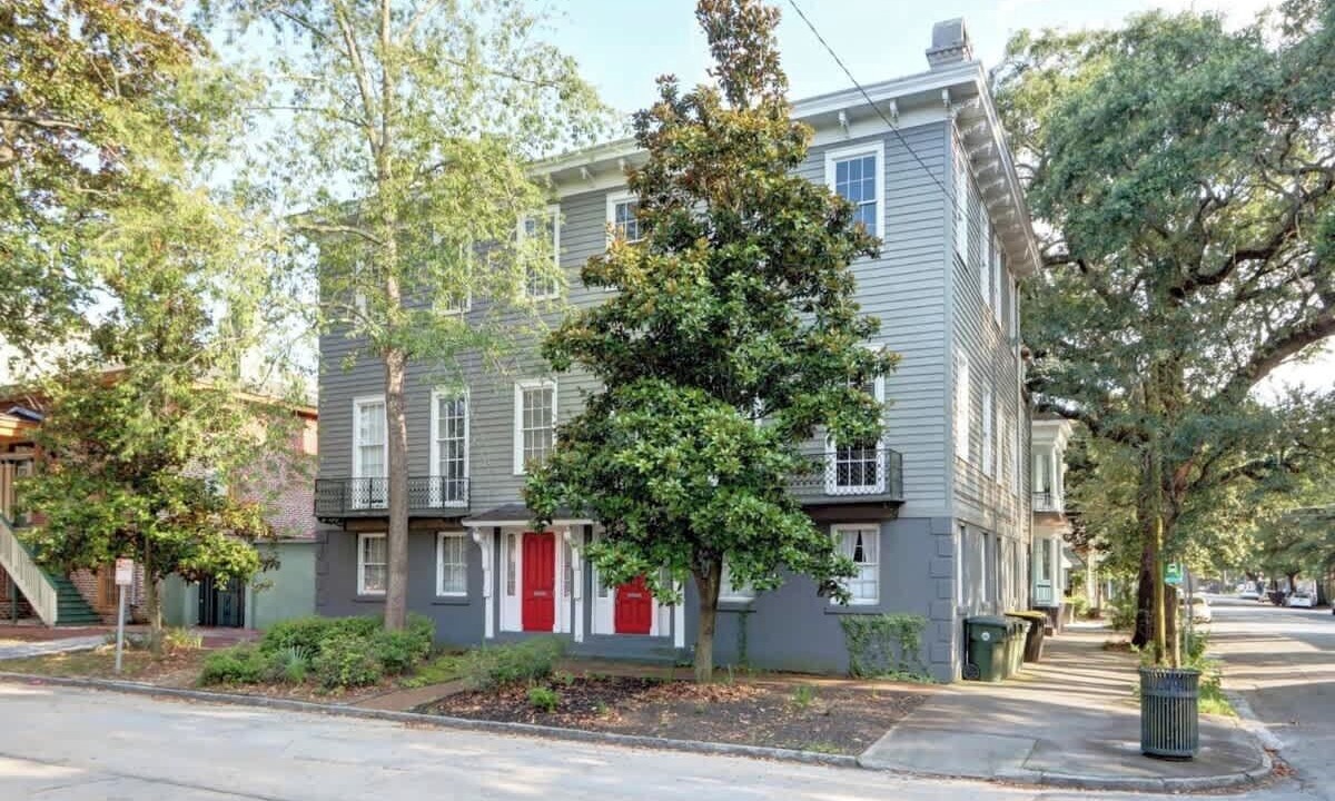 Photo of Outdoor in Savannah Victorian District