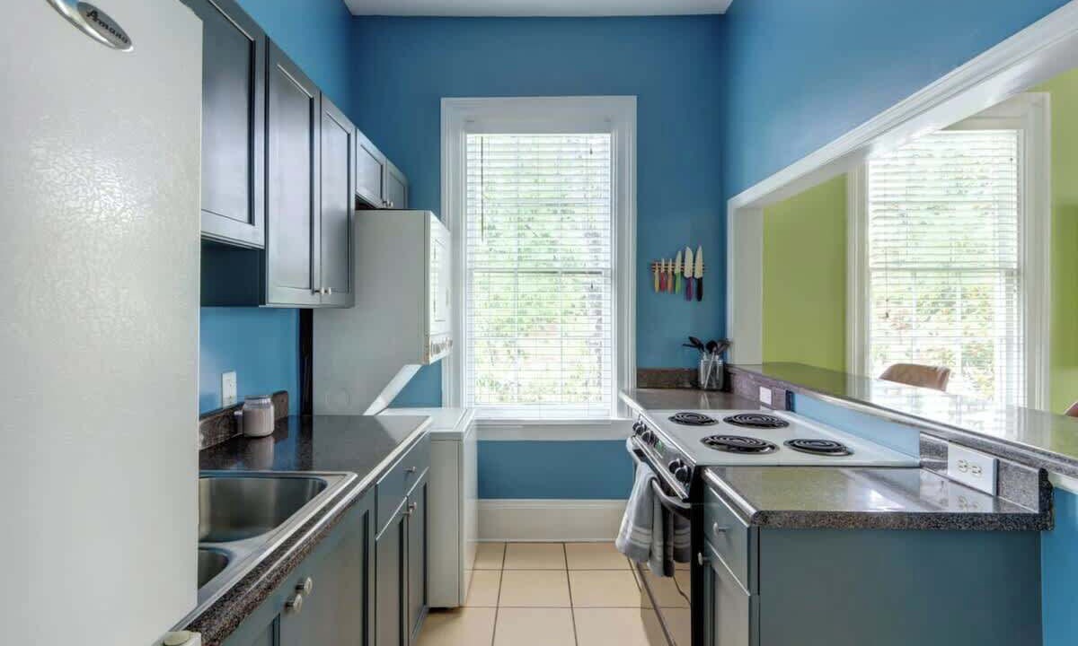 Photo of Kitchen in Savannah Victorian District
