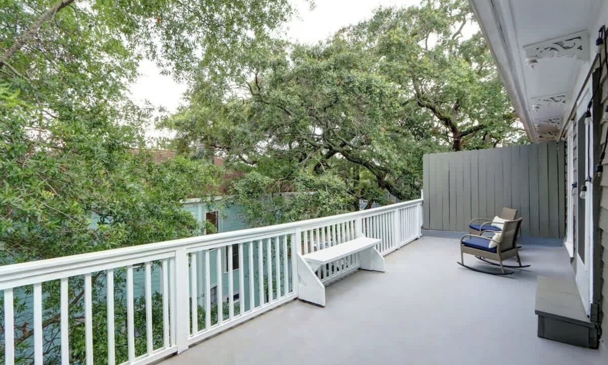 Photo of Patio Balcony in Savannah Victorian District