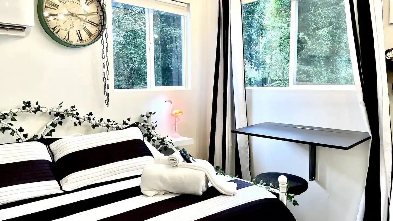 Photo of Bedroom in Candler-McAfee