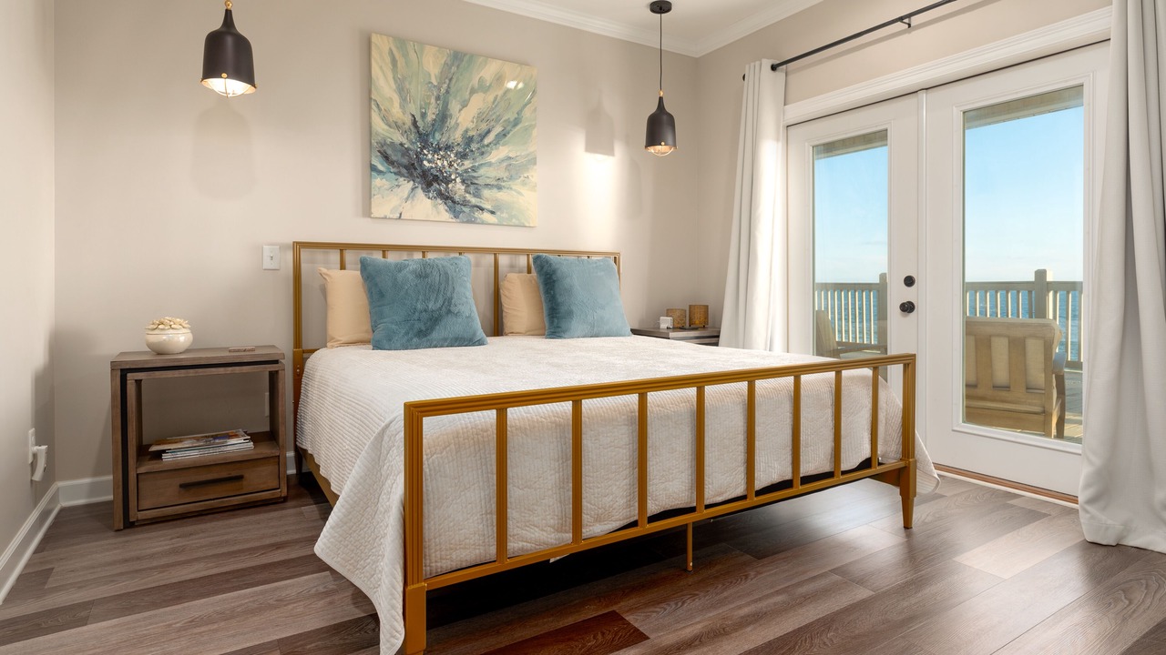 Photo of Bedroom in Dauphin Island