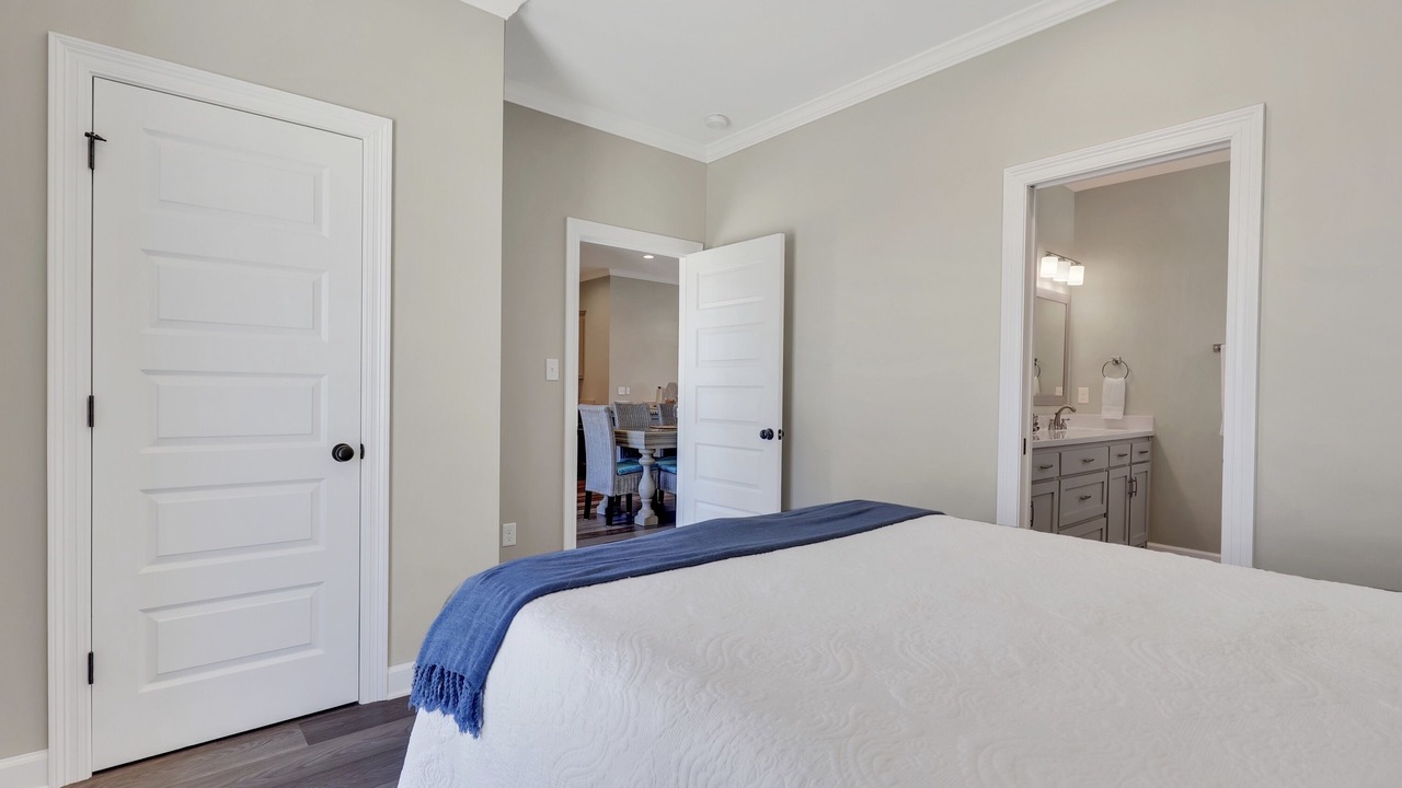 Photo of Bedroom in Dauphin Island