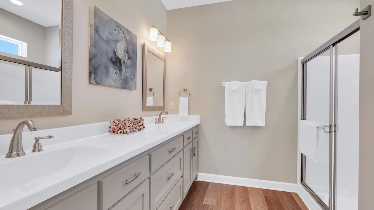 Photo of Bathroom in Dauphin Island