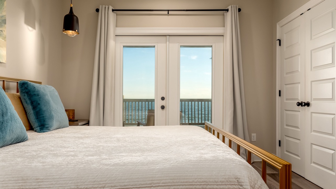 Photo of Bedroom in Dauphin Island