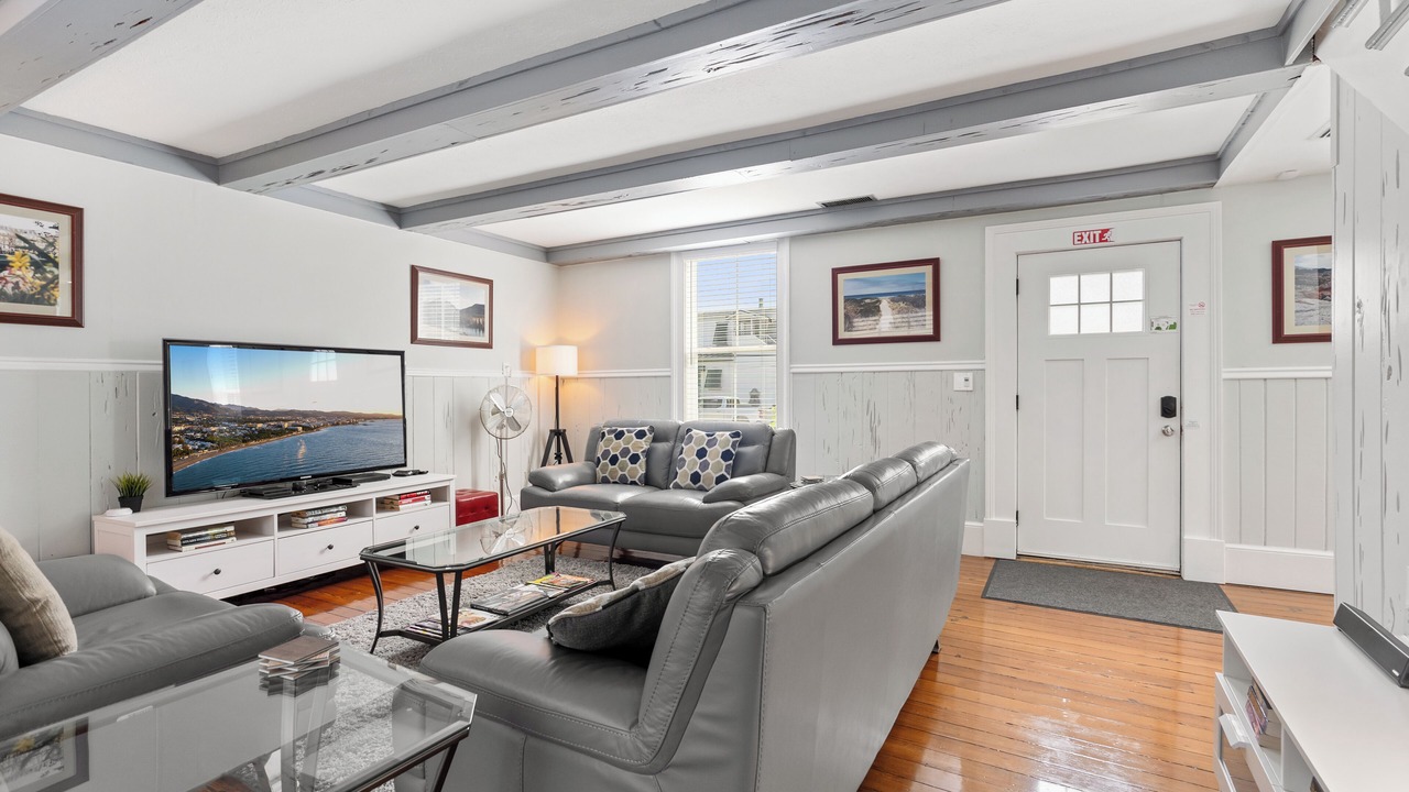 Photo of Livingroom in Downtown Historic District