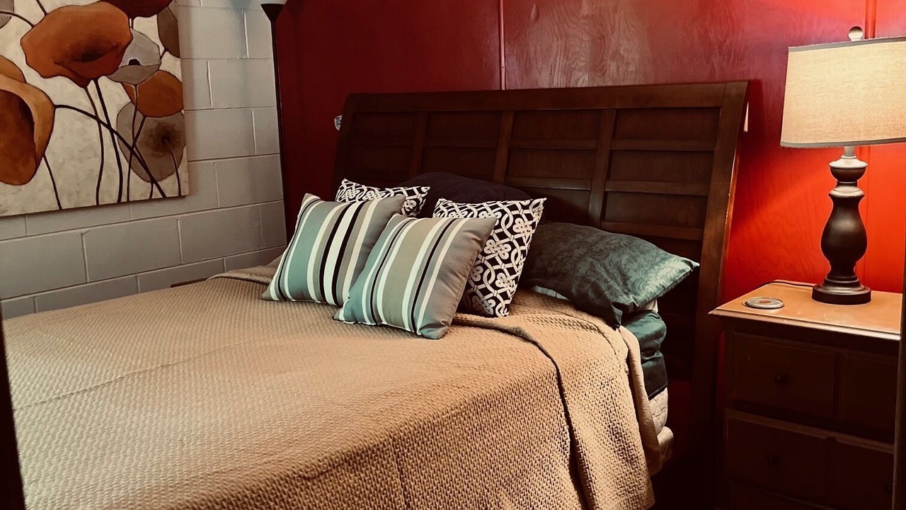 Photo of Bedroom in Crescent City